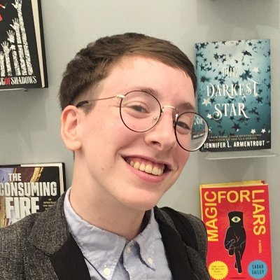 Assistant Editor at @torbooks. Talk to me about queer SFF! 🌱 they/them (Banner by @kesalt)