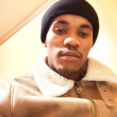 wandilesosibo's profile picture. Proffessional Nurse 🏨|  Hip Hop fanatic 😎😎| Being broke is the route of all evil 🐲| I do not judge a book by its cover but its author and ratings📖📖📉📈