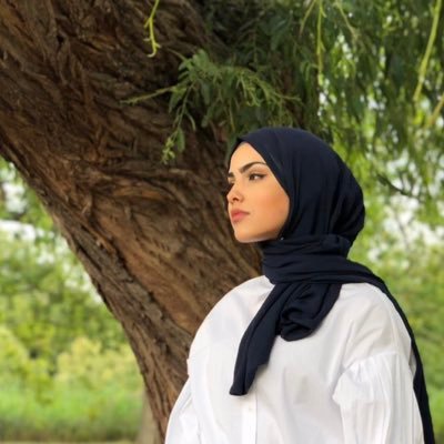 sara___313's profile picture. يا علي مدد