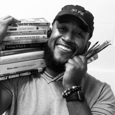 calebs_canvas's profile picture. Long Live Love 🖤