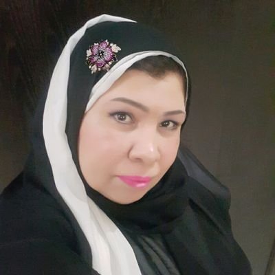 ejTOWmVEidY4Zy9's profile picture. يادانة قلبي  يانبض دمي  يارمز الحب ياوطني  انتي عزتي  والحضن  الذي أواني  وهواة الذي استنشقه  وعبيروردة البحرين