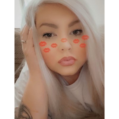 💋