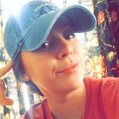 MaddieHoffman5's profile picture. 