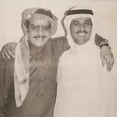 جعل عيونك ماتمرها لحظة حزن،♡