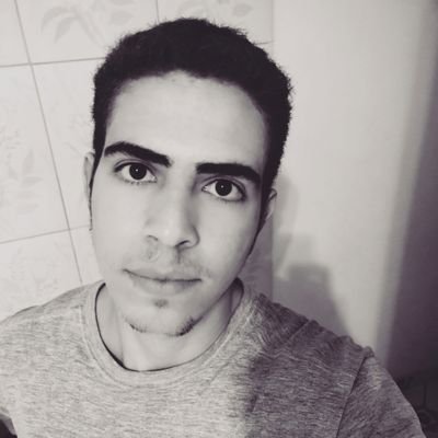interessado em viagens, bom papo e músicas com conteúdo