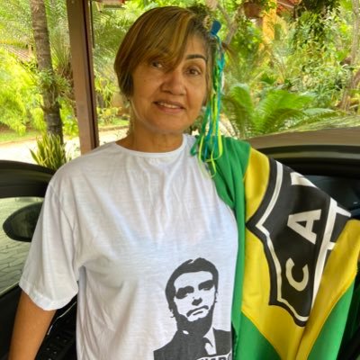 Aposentada. De DIREITA!!!! Casada. Apoiando o governo BOLSONARO! Com certeza iremos vencer! DEUS acima de tudo!!! NÃO respondo DM - Atleticana.