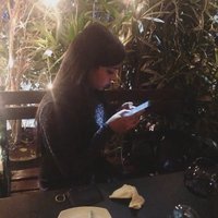 Vasudha (@wordsslay) Twitter profile photo