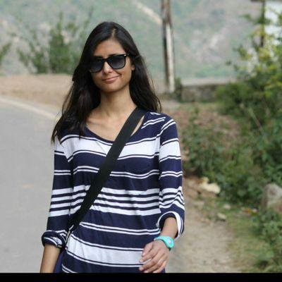 lenleee's profile picture. shy bookworm, music head, surprisingly enjoys work!! dreams of backpacking & globe trotting