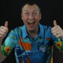 The official website for all your Wayne Mardle darting needs! | We stock the best ‘Hawaii 501’ merchandise from signed memorabilia to darts and flights! 👇🏝🎯