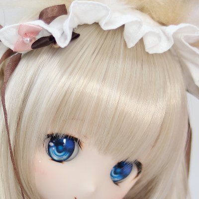 小冬、雪華、小夏のMDD3人と暮らしています。
ドールを見て癒されてもらえると嬉しいです!
車も好きなので車の写真もたまーに投稿します。