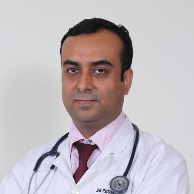 Dr. Peush Bajpai is a senior consultant in the department of Medical Oncology in Delhi.