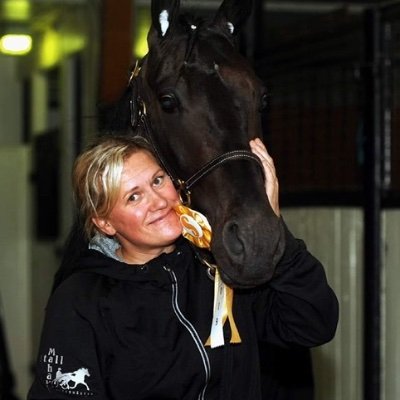 ChristineHkans1's profile picture. 