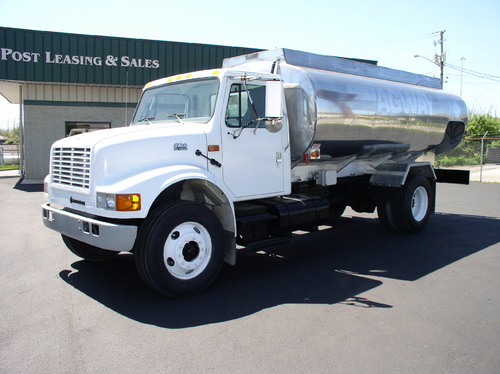 PostLeasing's profile picture. We buy and sell custom #fueltrucks, and have over 50 years of experience in the #fuelindustry. #Freightliner #Caterpillar #FuelTruck #Petroleum #Cummins
