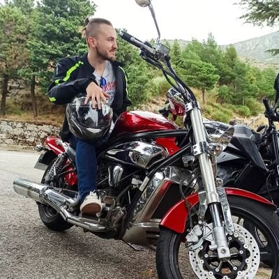 Fundador de @Zamparte_es . Creando algo grande desde lo más pequeño. Sígueme en esta aventura!!