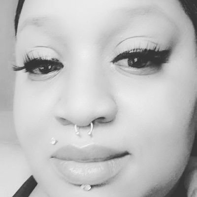 mzfuchyolife's profile picture. 