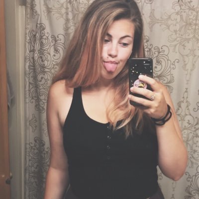 MarquardtTaylor's profile picture. ♡ ♡ ♡ ♡ ♡ pronouns: she/her/hers ♡ ♡ ♡ ♡ ♡ University of Wisconsin Madison '19
