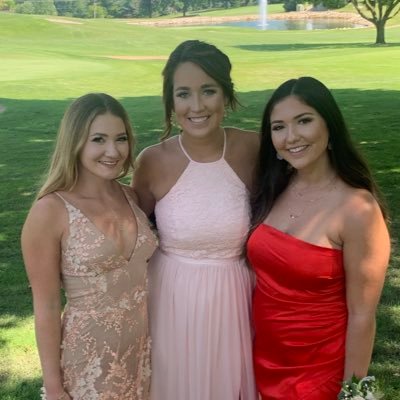 k_foster22's profile picture. CUW '20 🏀
Midwestern '22 👩🏻‍💻
future speech-langauge pathologist