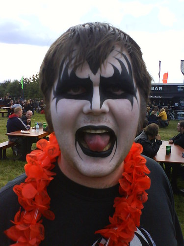Total geek but loving it. KISS ROCK!