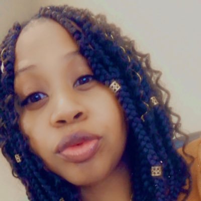@Voni___