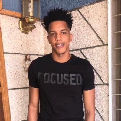 luis_almanza12's profile picture. 