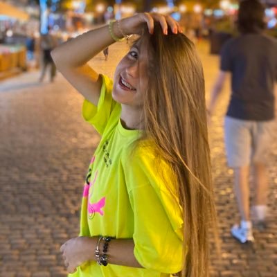 whoislerakouts's profile picture. hey y'all🍑