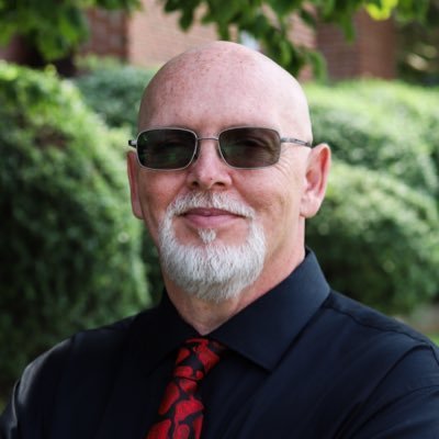 Rwslone's profile picture. Voice Talent and Podcast/Audiobook Producer.