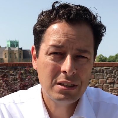 nica_wave's profile picture. Entrepreneur | Quick Learner