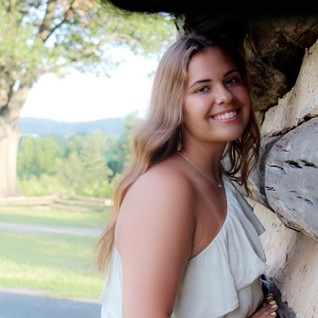 lindsey_piontek's profile picture. pjp