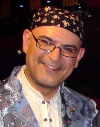 Joluaque's profile picture. Las unidades de medida son el milímetro, el centímetro, el metro, el kilómetro y a fer la mà.