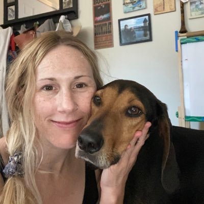 hkweaver's profile picture. She/her/hers