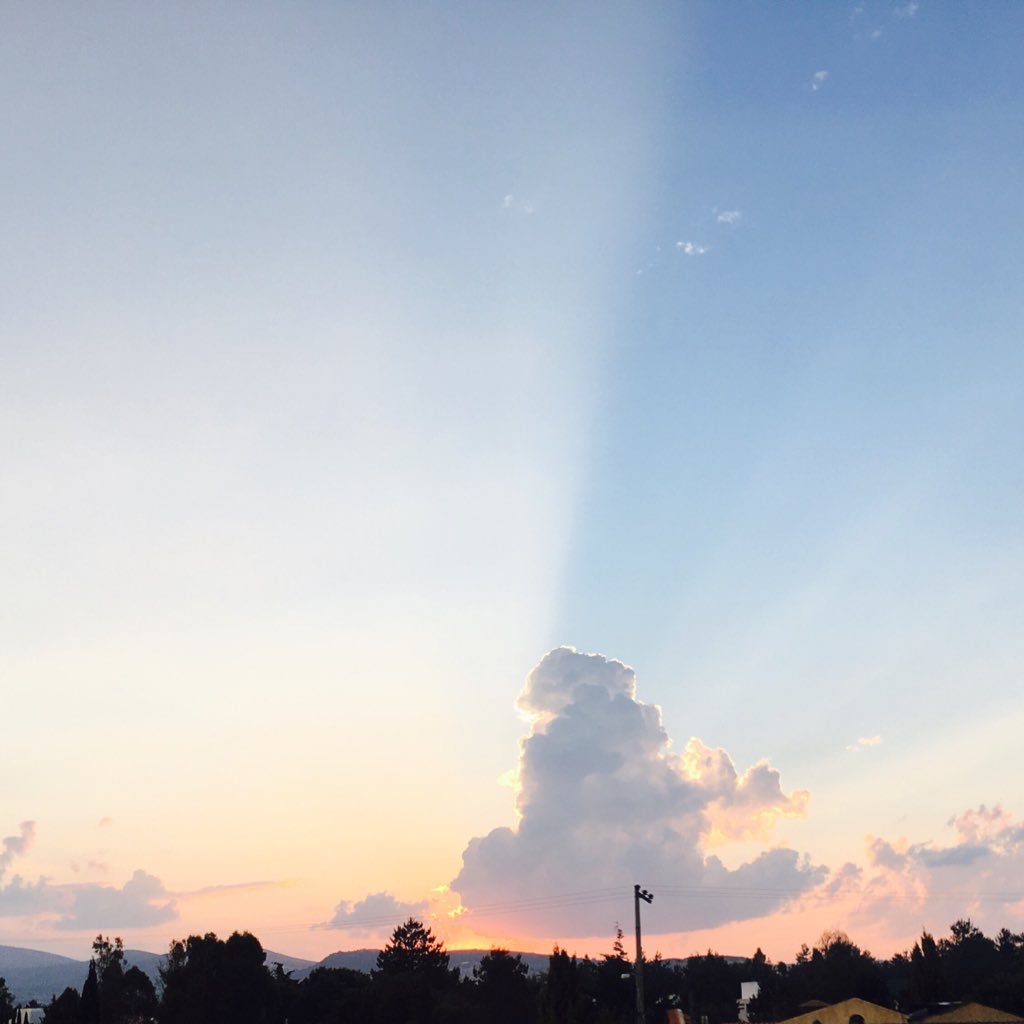 nayek_b's profile picture. Believe ☁️