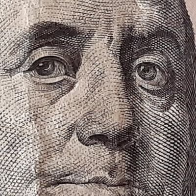 leramoslopez's profile picture. 