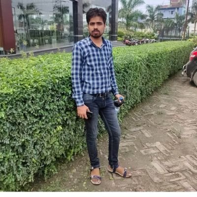 SAURAVB00103405's profile picture. Teacher