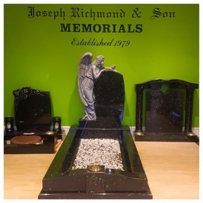 New & Bespoke Memorials - Renovations - Additional Inscriptions