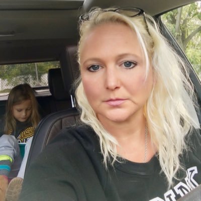 Girl Mom, Proud AT&T Employee #LifeAtATT #WeGotYourBackOffice #RaisingTheFlagg