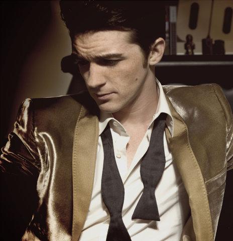 DrakeFanArg's profile picture. I LOVE @DrakeBell He is so unbelievable
so unbelievable♪♫ hahah :P // Y Queiro que Drake Haga una Twittcam//