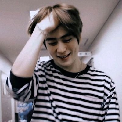 Minttree10's profile picture. เมคเฟรน or เมคเฟรน😶