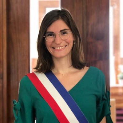 Maire adjointe @montreuil sécurité, prévention, vie nocturne • Secrétaire de section @montreuil_ps, SF @fedeps93, BN @jeunessocialist • Féministe • CE @ffsunews