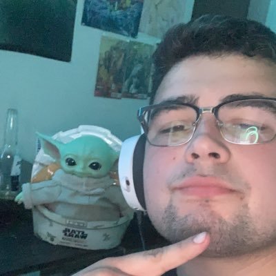 Worlds leading expert on burritos. Dad of 2. Football coach and fanatic. 🏈🇲🇽 Video games and Anime.