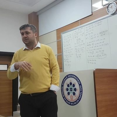 Dr_AliKuru's profile picture. PhD in Economics at Clemson University / USA

Akademisyen/İktisat (Uludağ Üniversitesi)