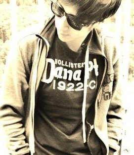 Carlossolarte's profile picture. Abogado en Formacion de la Universidad de la Sabana.