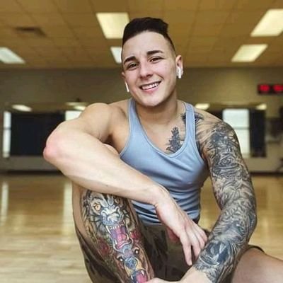 MikeJoh16152260's profile picture. am nice and so career