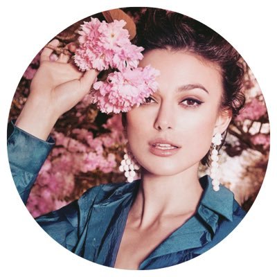 『 ᴀ ʀᴏᴍᴀɴᴛɪᴄ ᴡɪᴛʜ ᴀ ᴘᴇɴᴄʜᴀɴᴛ ғᴏʀ ᴅᴇᴀᴅ ᴀᴜᴛʜᴏʀs, ᴡʜɪsᴋᴇʏ ᴀɴᴅ ʙᴏᴏᴋs. ʙᴏᴏᴋsʜᴏᴘ ᴏᴡɴᴇʀ. 』⠀⠀⠀⠀⠀⠀⠀⠀ ᴄᴏɴsɪsᴛᴇɴᴛʟʏ ɪɴ ʟᴏᴠᴇ ᴡɪᴛʜ @StairIntoMyEyes
