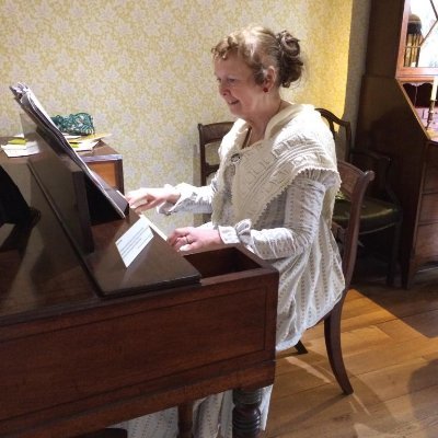 Jane Austen fan, square pianist, creator of videos on all regency topics