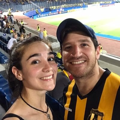 Productor de eventos - Márketing & Comercial - Instructor de Pádel -
Aborigen de cuna 🖤💛