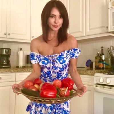 Cooking healthy, unique, and delicious cuisine I like to call “ballerina fare”. A professional ballerina now cook with a passion for dancing in the kitchen!