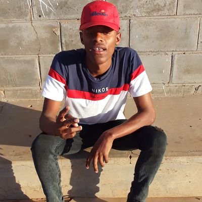 ❤am a cool guy❤,Am a single guy❤|motivational speaker🎤|goaling to become an Activist😊am a Writer📃
