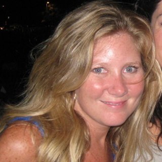 momgirl12's profile picture. 