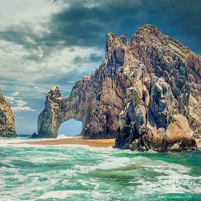 lilymelg's profile picture. Not a small girl but from a small town #LosCabos 🤗...I live my life TODAY!