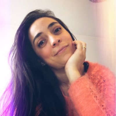 Amante de los frititos de coliflor, del sushi y el queso Philadelphia. Psicóloga, artista y leana de corazón. #soydonante